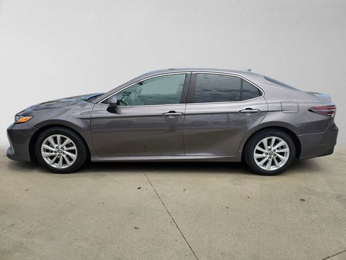 Used 2023 Toyota Camry LE FWD image 6
