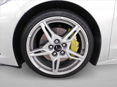 Used 2023 Chevrolet Corvette Stingray Preferred Conv w/ Z51 Performance Package RWD image 29