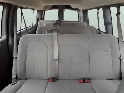 Used 2018 Chevrolet Express 3500 LT w/ LT Preferred Equipment Group image 21