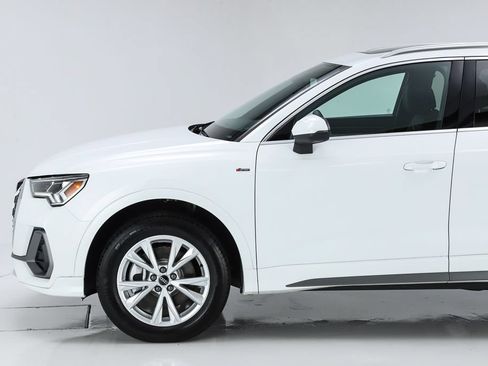 Used 2025 Audi Q3 2.0T Premium Plus w/ Premium Plus Package AWD/4WD image 7