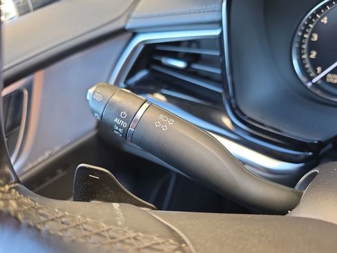 Used 2023 Cadillac XT6 Premium Luxury image 21