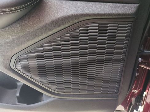 New 2025 Jeep Grand Cherokee Limited w/ Black Appearance Package image 36