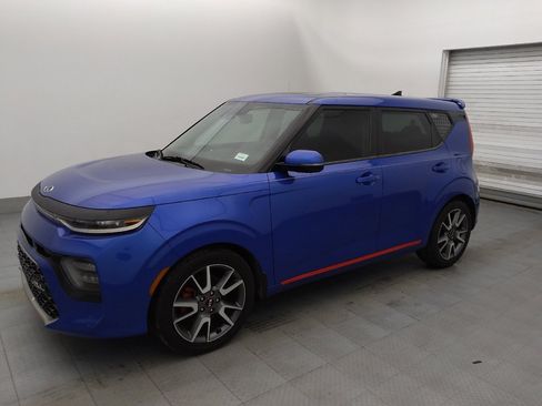 Used 2021 Kia Soul Turbo FWD image 2