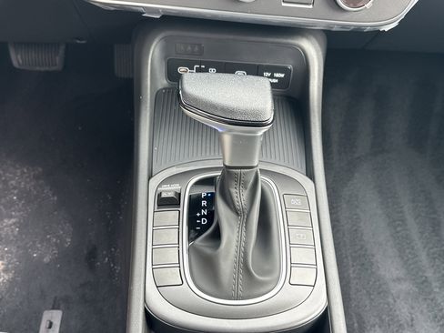New 2026 Hyundai Kona SE FWD image 18