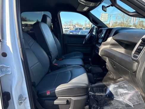 Used 2023 RAM 3500 Tradesman w/ Chrome Appearance Group image 28