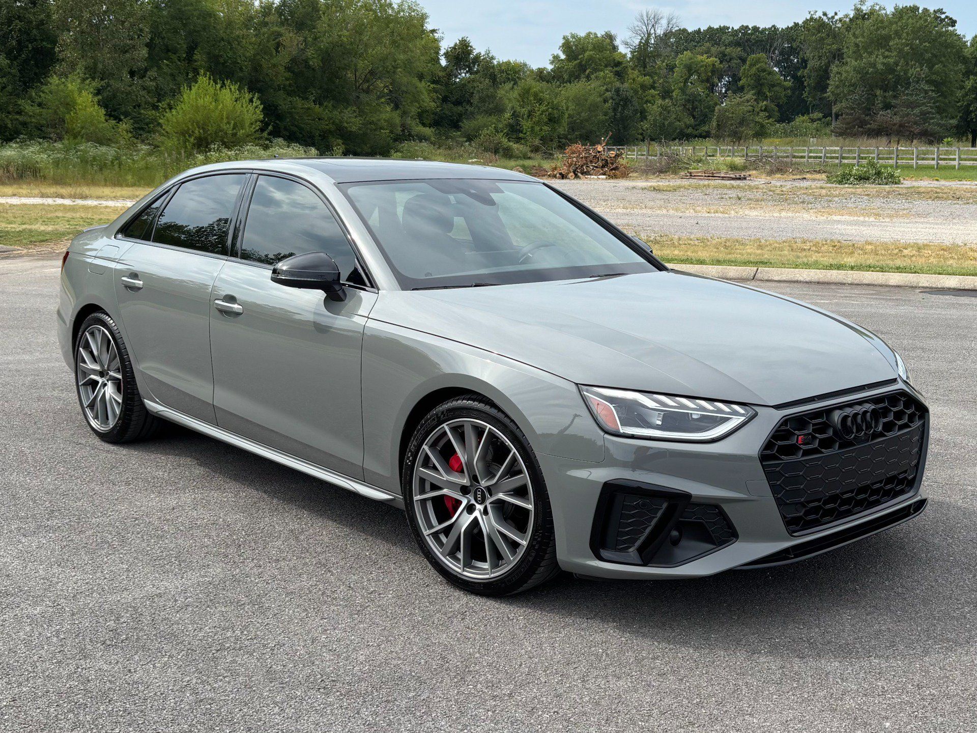 Used 2022 Audi S4 Premium Plus AWD/4WD image 1