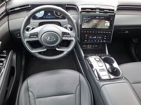 Certified 2024 Hyundai Tucson Limited AWD/4WD image 27