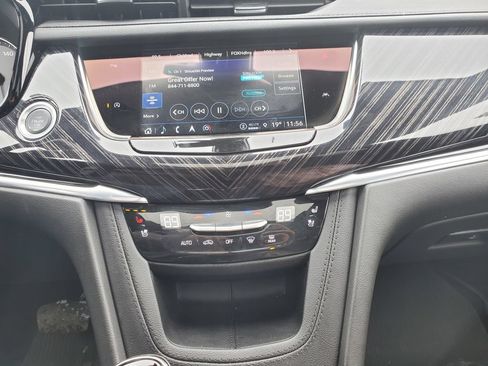 Certified 2024 Cadillac XT6 Premium Luxury w/ LPO, Floor Liner Package AWD/4WD image 22