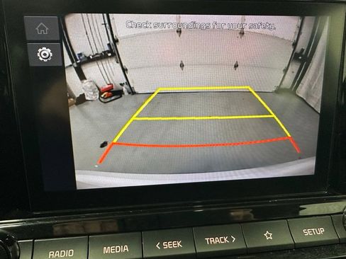 Used 2024 Kia Forte LXS image 32