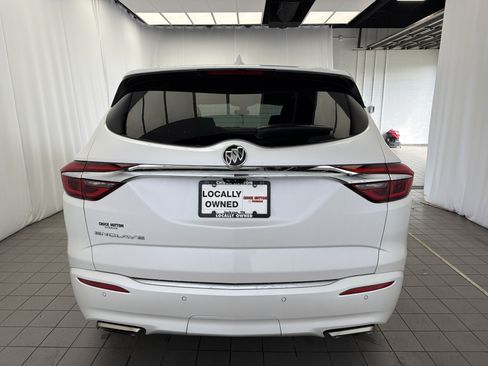 Used 2021 Buick Enclave Avenir w/ Avenir Technology Package FWD image 5