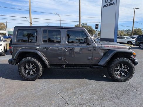 Used 2018 Jeep Wrangler Unlimited Rubicon image 2