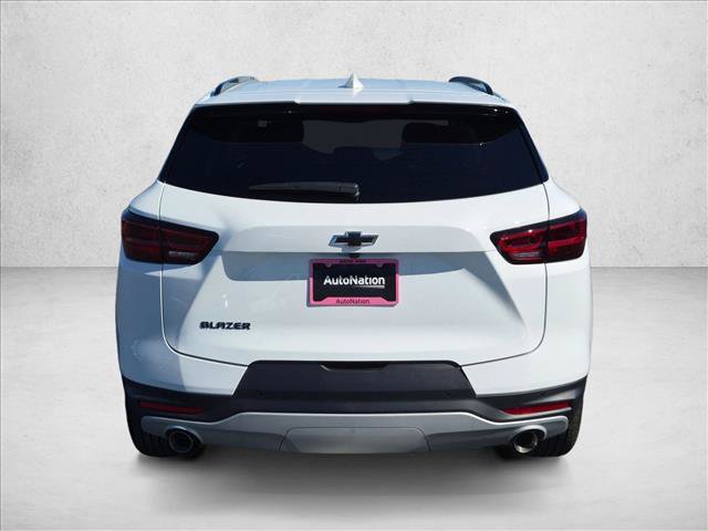 New 2026 Chevrolet Blazer LT w/ Convenience Package FWD image 6