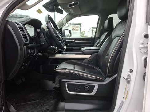 Used 2022 RAM 1500 Laramie AWD/4WD image 15