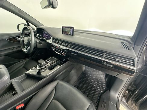 Used 2019 Audi Q7 3.0T Premium Plus w/ Premium Plus Package AWD/4WD image 45