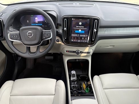 New 2026 Volvo XC40 B5 Plus w/ Protection Package Premier image 9