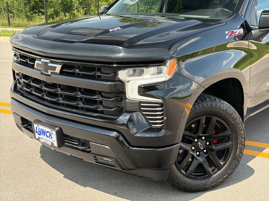 Used 2023 Chevrolet Silverado 1500 RST AWD/4WD image 8