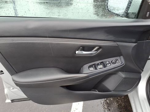 Used 2023 Nissan Sentra SV w/ All-Weather Package image 10