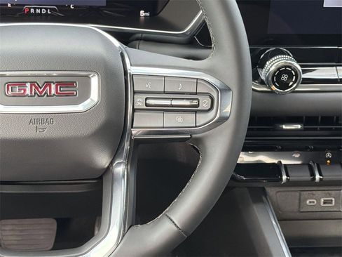 New 2026 GMC Canyon Elevation image 9