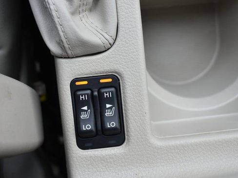 Used 2013 Subaru Crosstrek 2.0i Limited w/ Popular Pkg 2 image 27