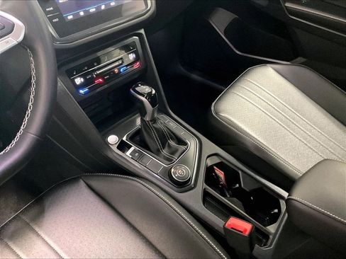 Certified 2023 Volkswagen Tiguan SE AWD/4WD image 20