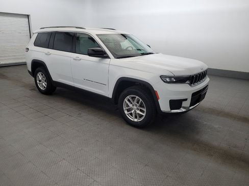 Used 2023 Jeep Grand Cherokee L Laredo AWD/4WD image 11