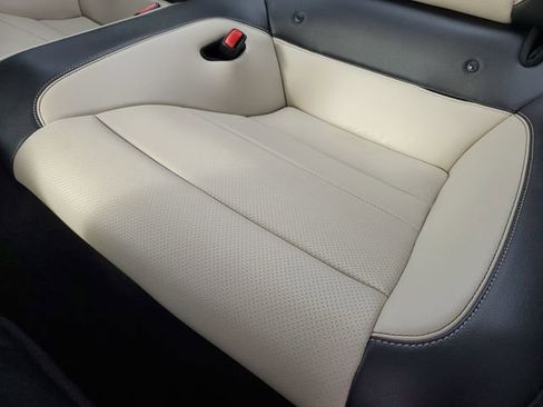 Used 2015 Ford Mustang GT Premium image 13