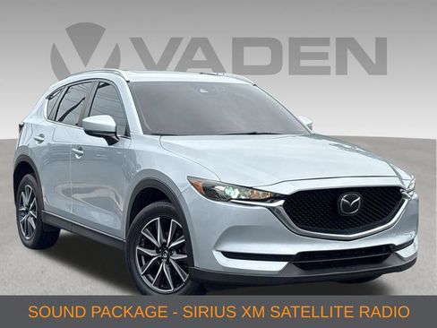 Used 2018 MAZDA CX-5 Touring w/ Preferred Equipment Package FWD image 9