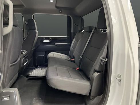 Used 2024 GMC Sierra 2500 SLE w/ SLE Convenience Package image 30