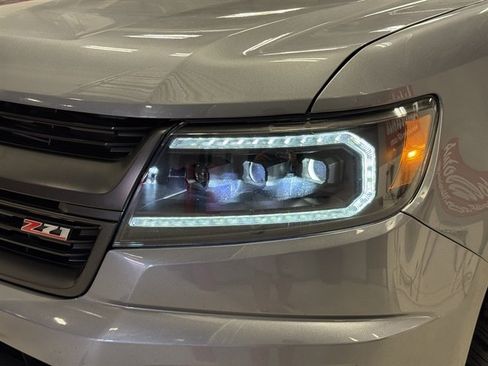 Used 2019 Chevrolet Colorado Z71 AWD/4WD image 4