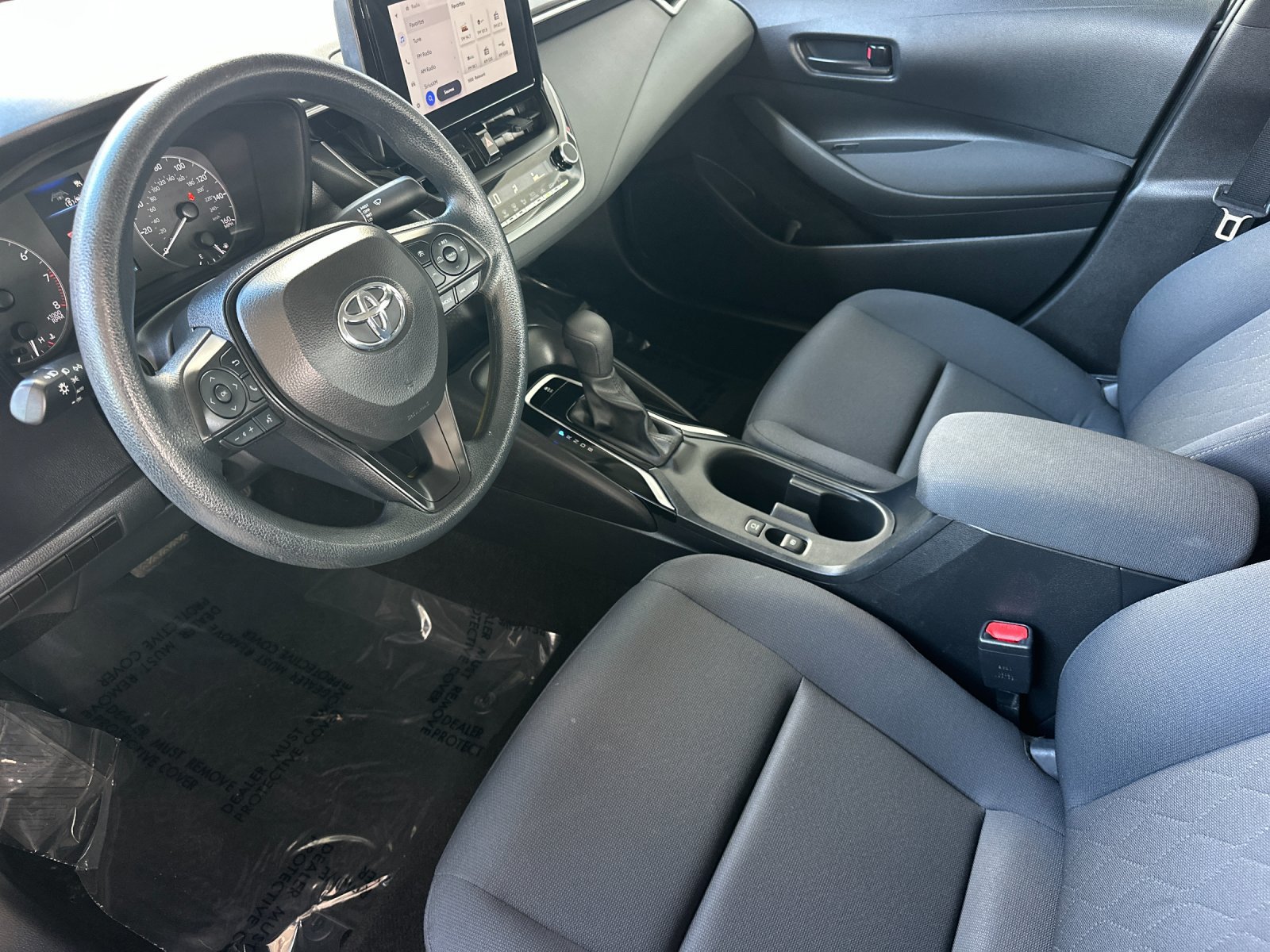 Used 2024 Toyota Corolla LE FWD image 9
