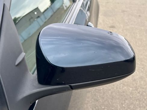Used 2018 Toyota Corolla LE FWD image 9