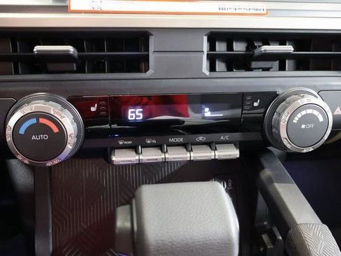 New 2026 Toyota Tacoma TRD Off-Road AWD/4WD image 18