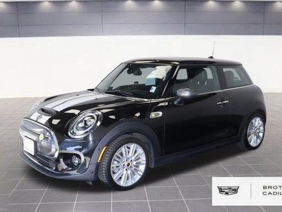 Used 2021 MINI Cooper SE w/ 8.8" Touchscreen Nav Package