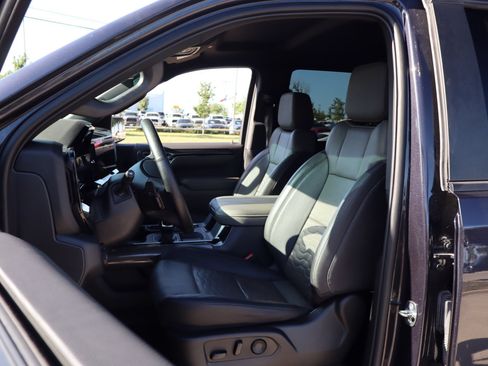 Used 2023 Chevrolet Silverado 1500 ZR2 AWD/4WD image 11