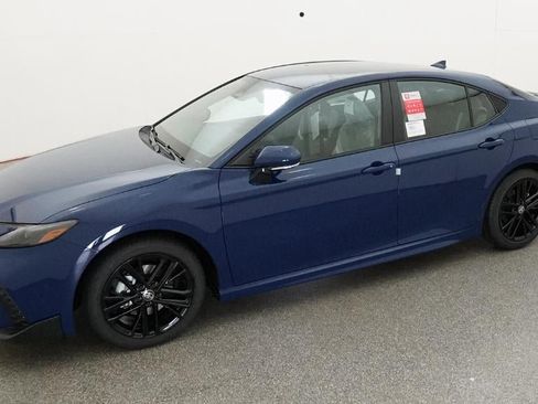 New 2026 Toyota Camry SE image 35