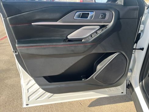 Used 2025 Ford Explorer ST w/ Sun And Sound Package image 13