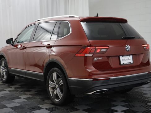 Used 2019 Volkswagen Tiguan SEL Premium image 16