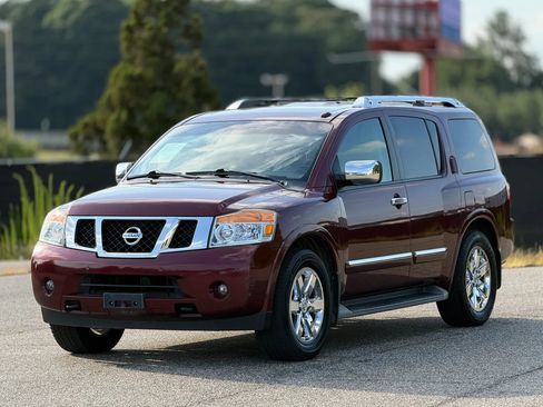 Used 2011 Nissan Armada Platinum w/ 2nd Row Captain Seat Pkg RWD image 6
