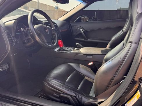 Used 2010 Chevrolet Corvette Convertible w/ Preferred Equipment Group image 6