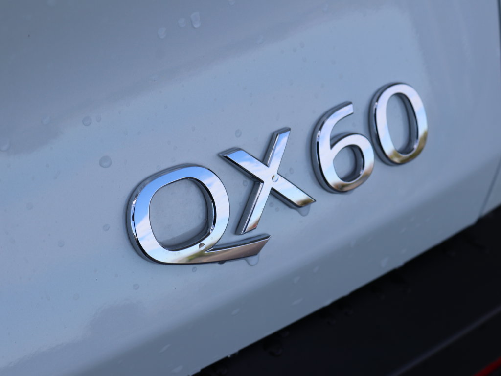 Used 2023 INFINITI QX60 Luxe AWD/4WD image 39