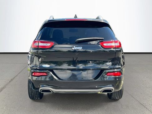 Used 2016 Jeep Cherokee Overland w/ Technology Group FWD image 5