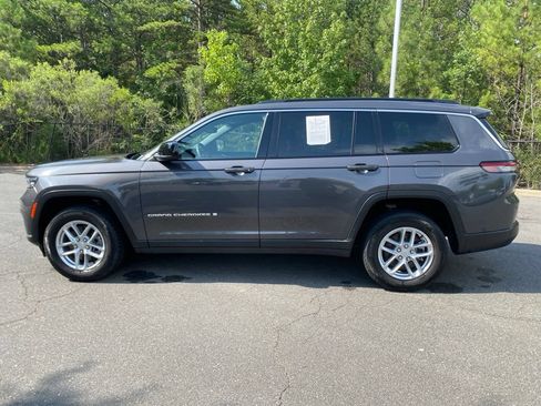 Used 2024 Jeep Grand Cherokee L Laredo RWD image 7
