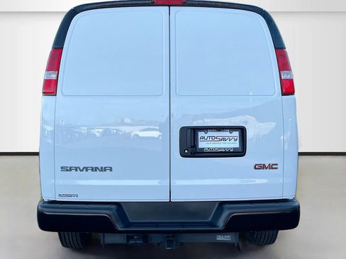 Used 2024 GMC Savana 2500 Work Van w/ Driver Convenience Package image 6