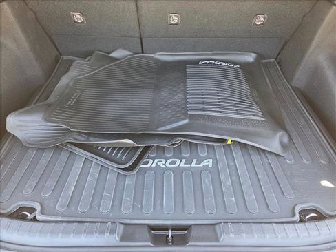 Certified 2024 Toyota Corolla SE w/ SE Package FWD image 6