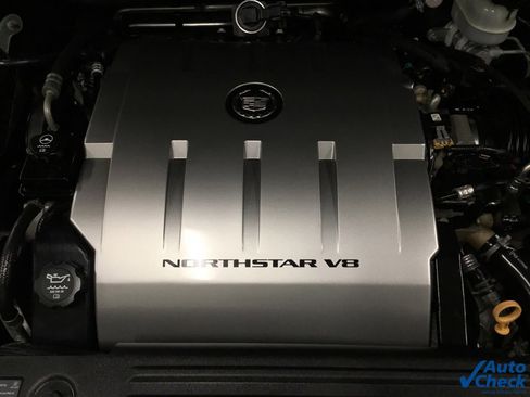 Used 2011 Cadillac DTS Base image 37