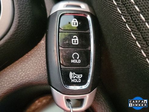 Used 2024 Hyundai Venue SEL image 28