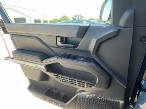 New 2026 Toyota Tacoma SR5 RWD image 21