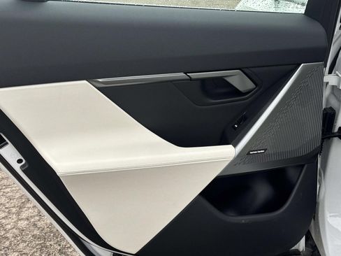 New 2025 BMW 530i xDrive AWD/4WD image 12