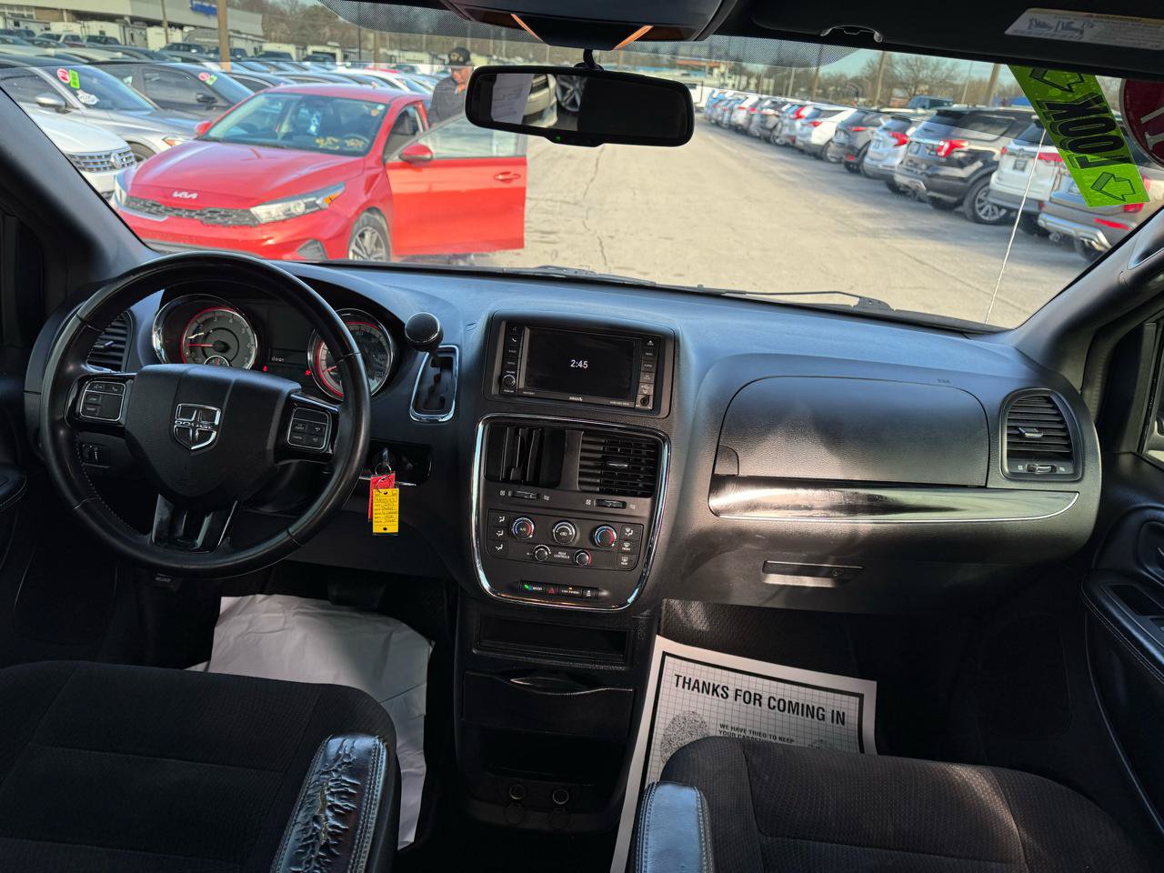Used 2017 Dodge Grand Caravan SE FWD image 11