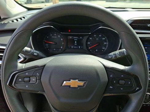 Used 2023 Chevrolet TrailBlazer LT w/ Convenience Package image 19